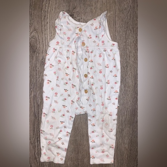 Other - 6-9 month baby girl floral one piece button up
